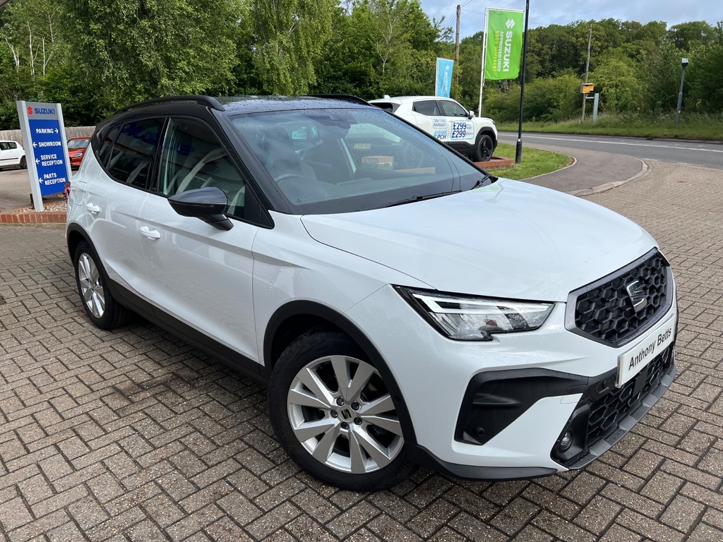 Seat Arona 1.0 Tsi 115 Fr First Edition Dsg MC75UZL White #2