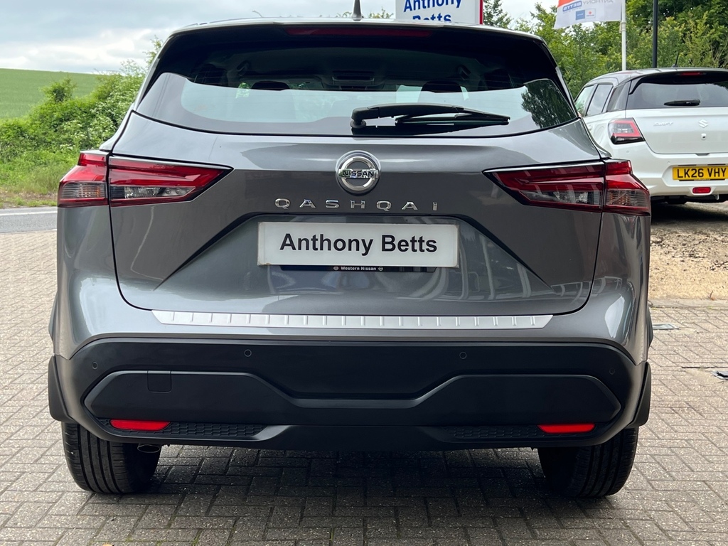 Nissan Qashqai 1.3 Dig-t Mh Visia Grey #6