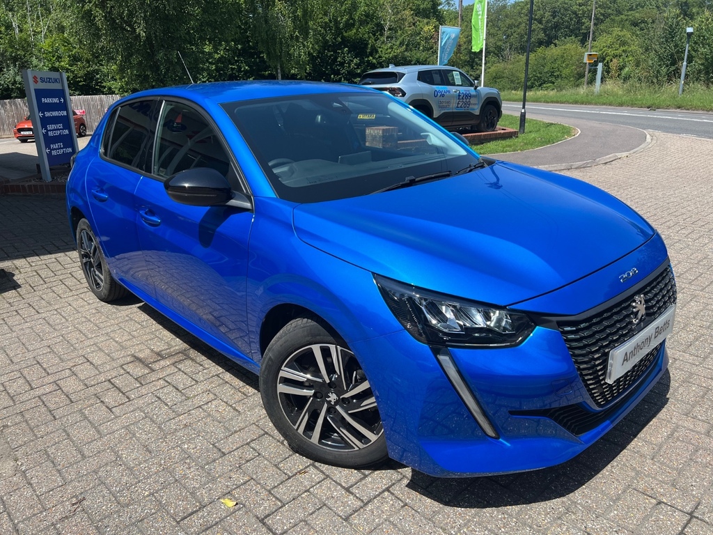 Peugeot 208 1.5 Bluehdi 100 Allure Premium Blue #2