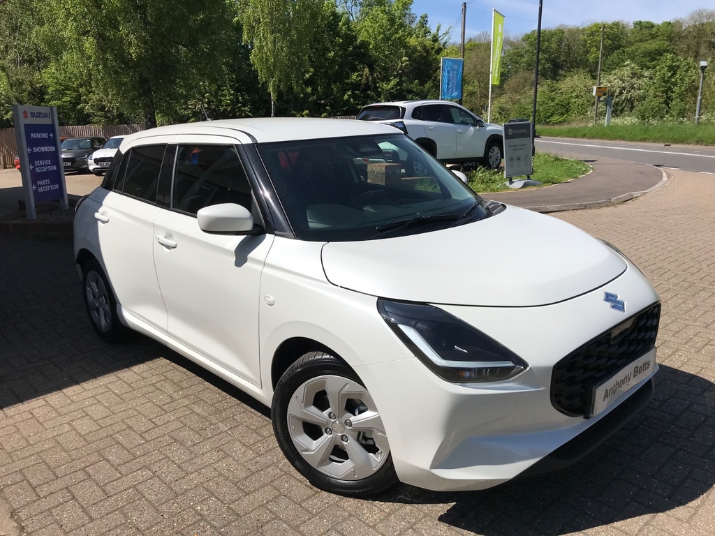 Suzuki Swift 1.2 Mild Hybrid Motion White #2