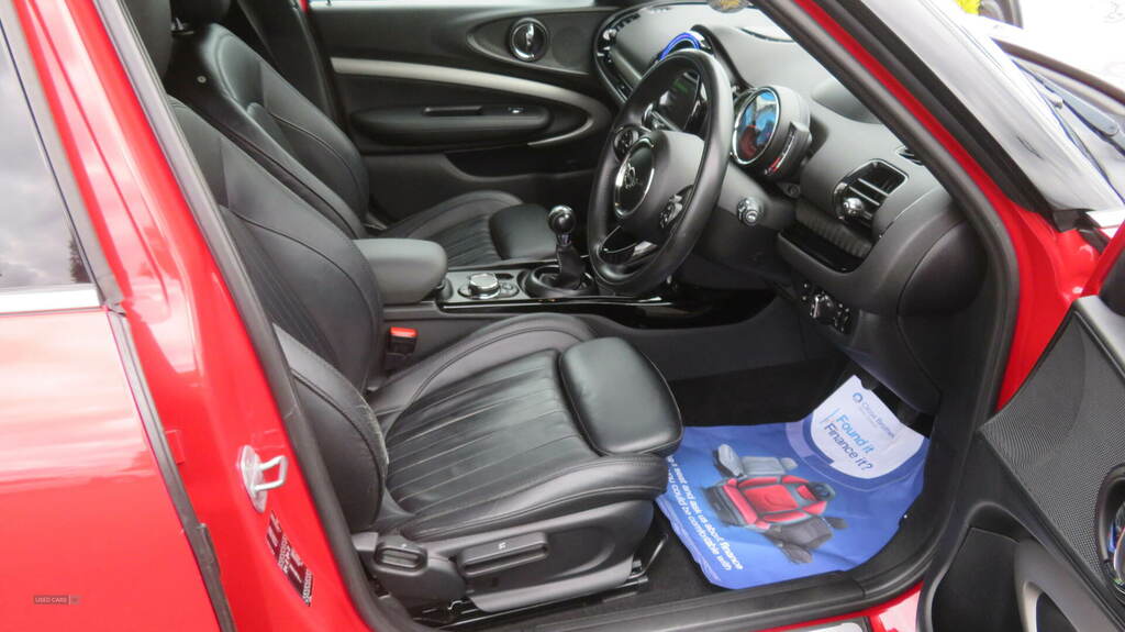 Mini Clubman 2.0 Cooper D 6Dr Red #5