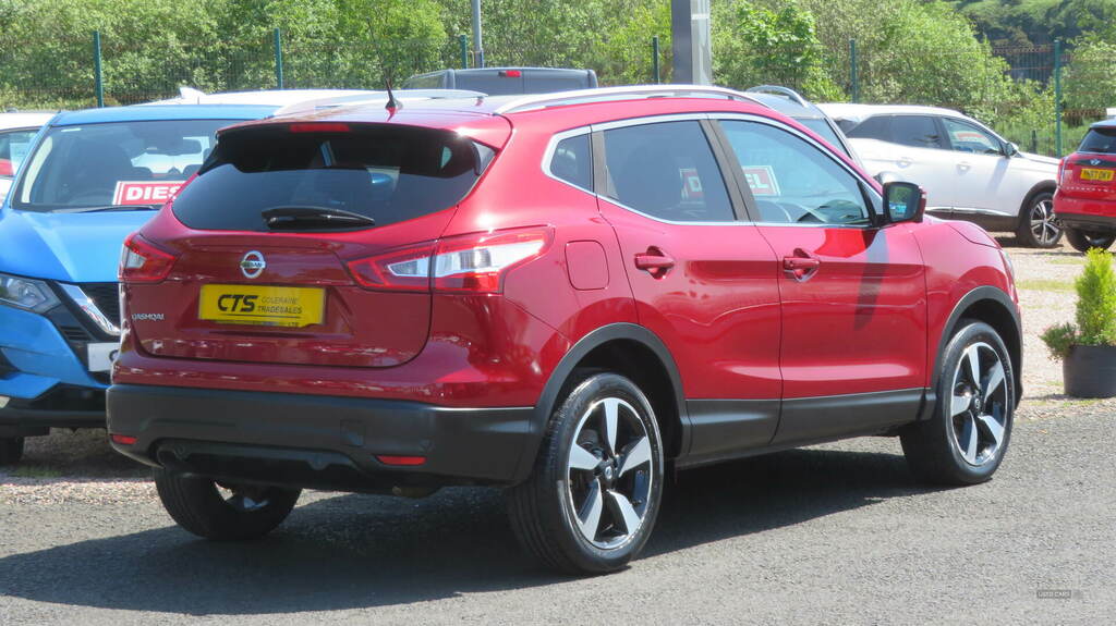 Nissan Qashqai 1.5 Dci N-vision YK17BAF Red #5