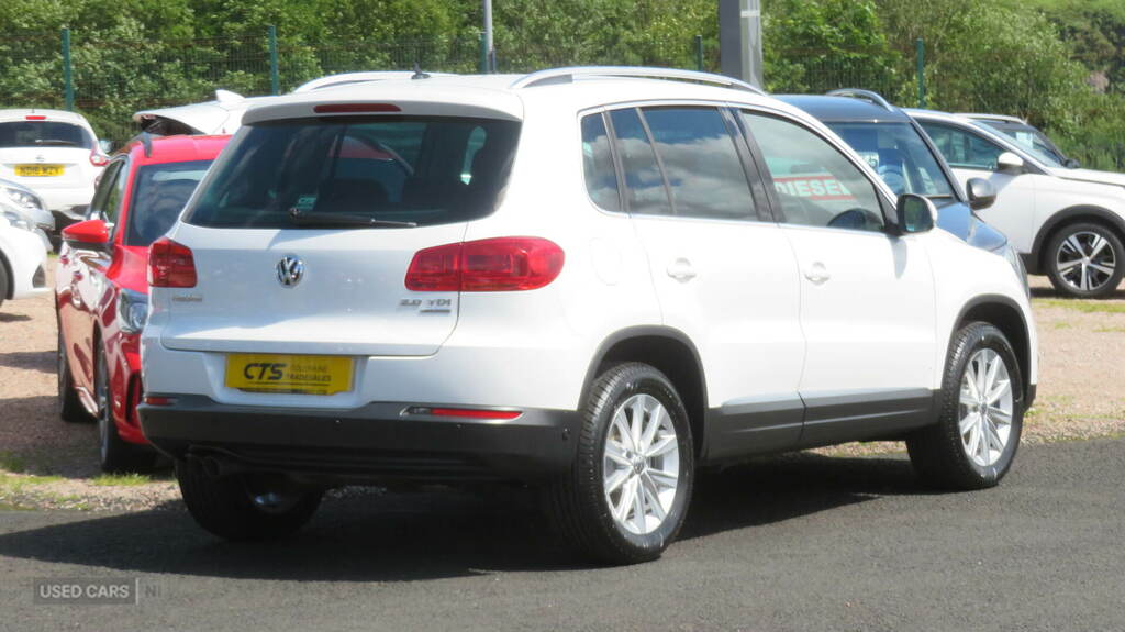 Volkswagen Tiguan 2.0 Tdi Bluemotion Tech Se White #3