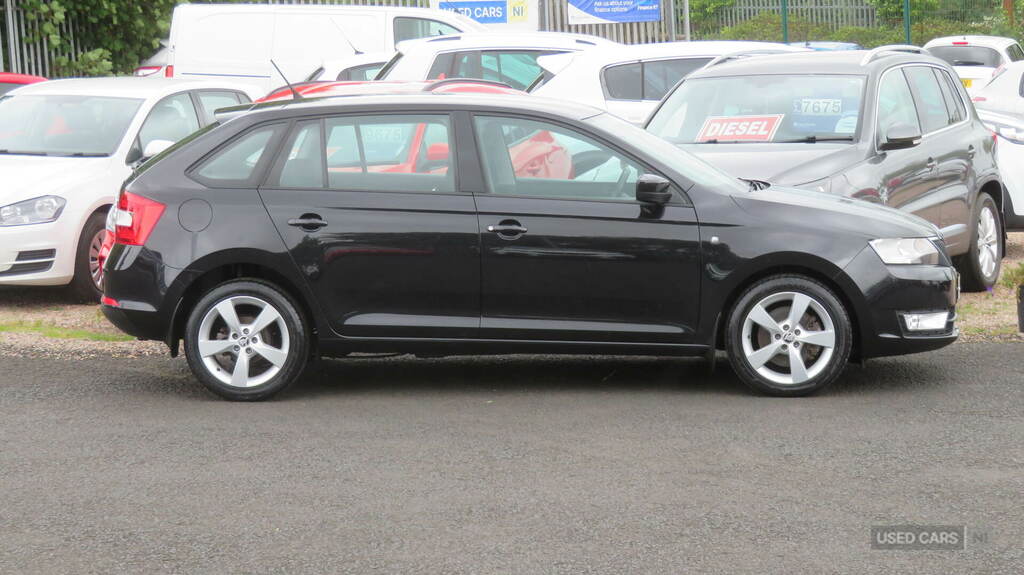 Skoda Rapid 1.6 Tdi Cr 90 Elegance Black #2