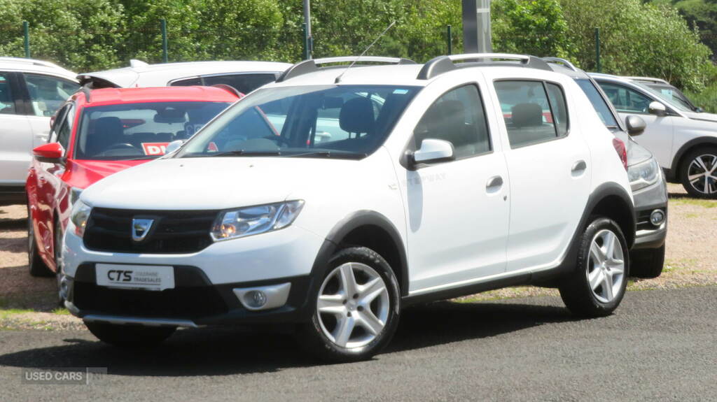 Dacia Sandero Stepway 1.5 Dci Ambiance White #4