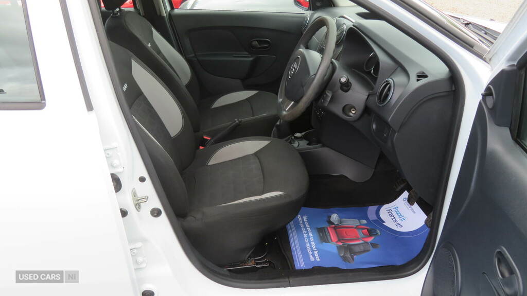 Dacia Sandero Stepway Laureate White #7