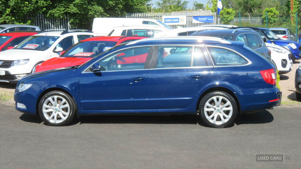 Skoda Superb 2.0 Tdi Cr 170 Se Blue #5