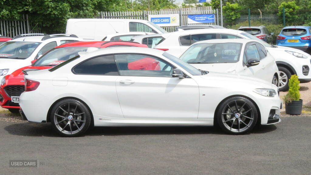 BMW 2 Series 220D 190 M Sport White #2