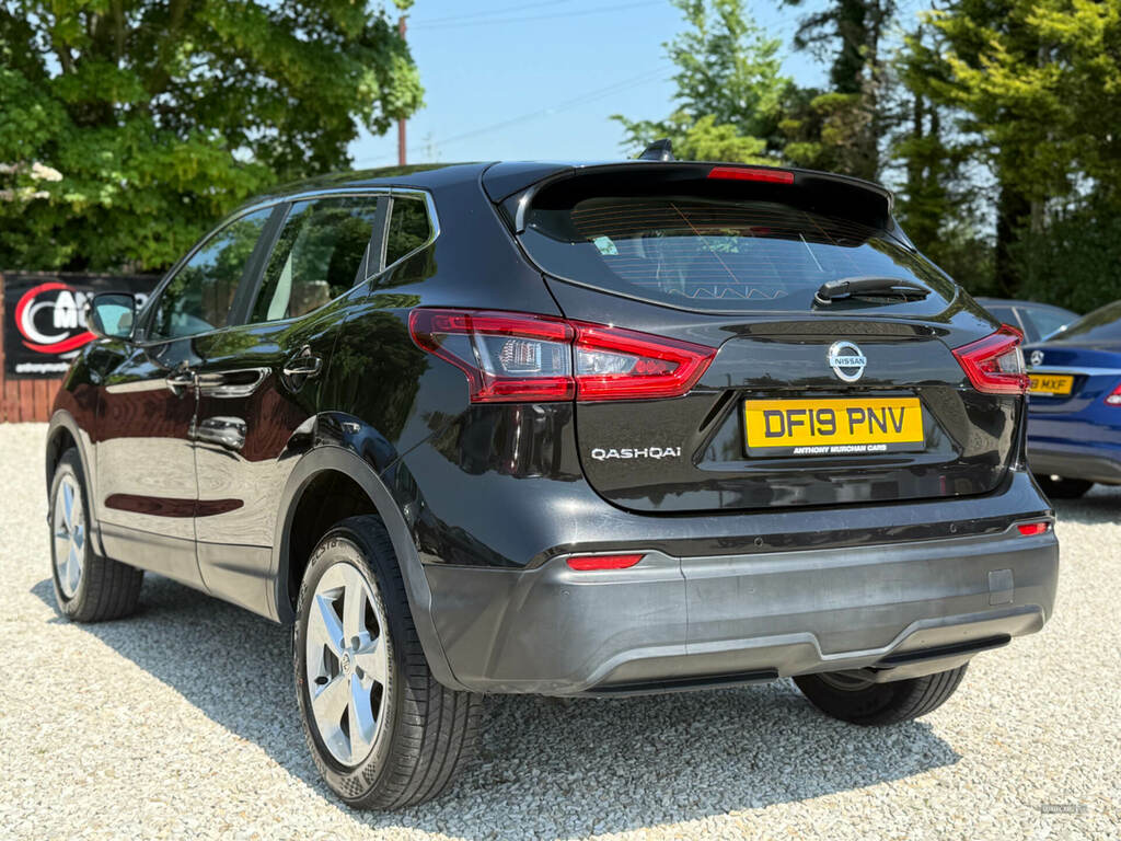 Nissan Qashqai 1.5 Dci 115 Acenta Premium DF19PNV Black #2