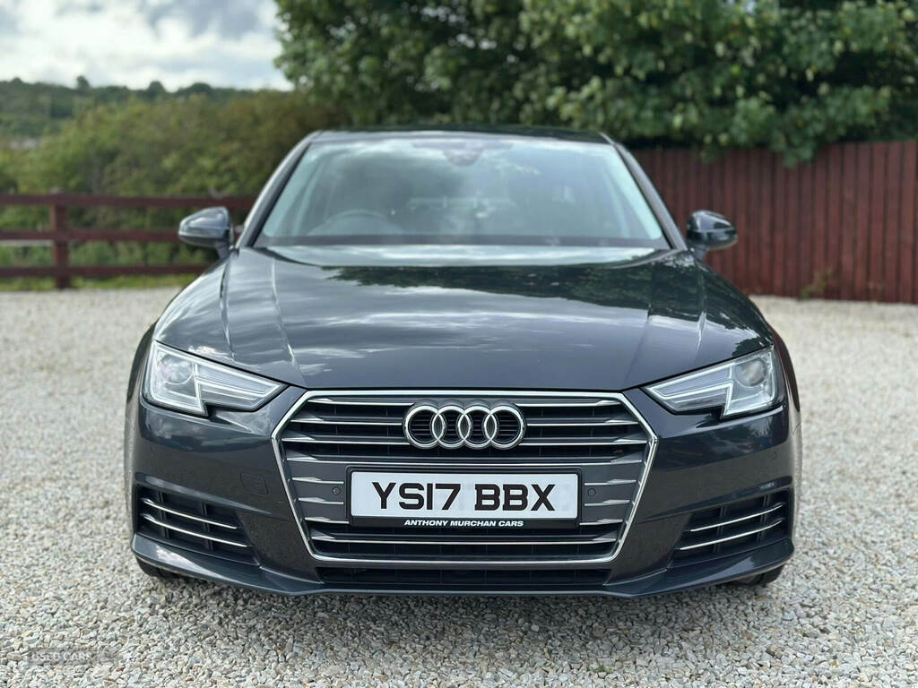 Audi A4 2.0 Tdi Ultra Se Grey #2