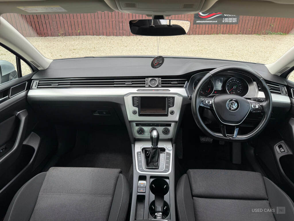 Volkswagen Passat 2L R-line Black #11