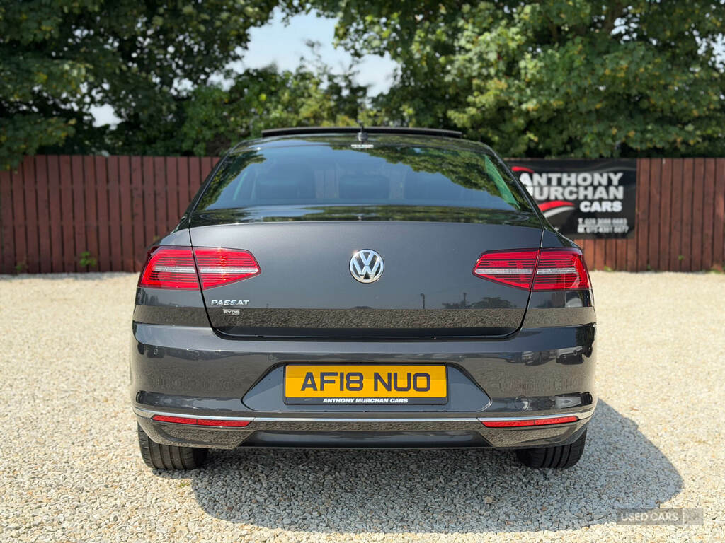 Volkswagen Passat 2.0 Tdi Gt Panoramic Roof Grey #5