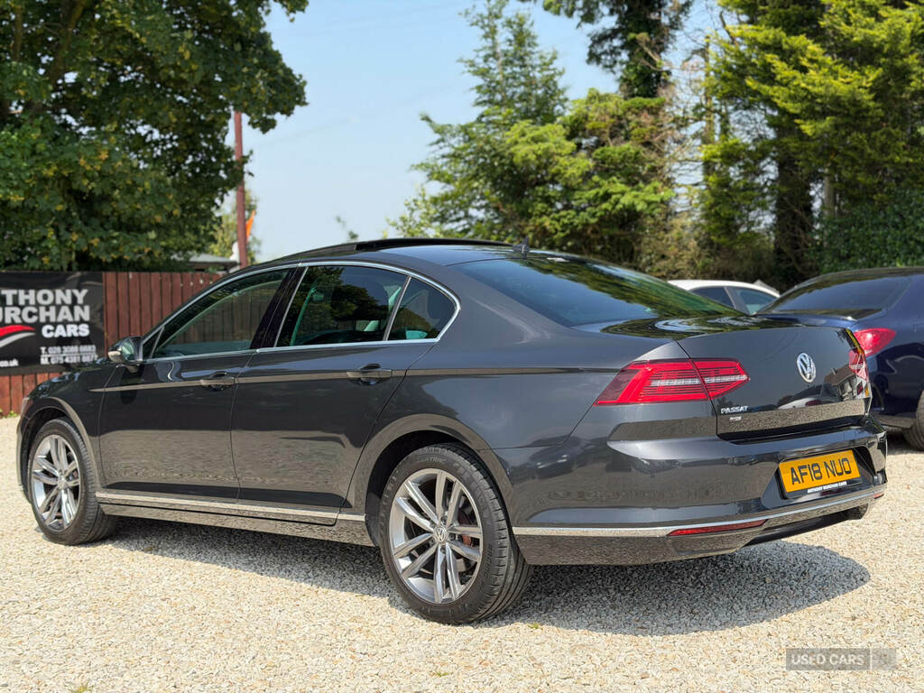Volkswagen Passat 2.0 Tdi Gt Panoramic Roof Grey #3