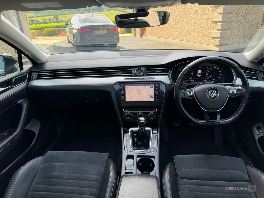 Volkswagen Passat 2.0 Tdi Gt Panoramic Roof Black #11