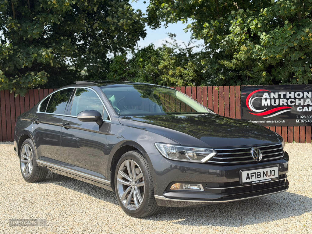 Volkswagen Passat 2.0 Tdi Gt Panoramic Roof Grey #2
