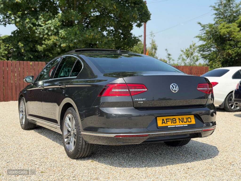 Volkswagen Passat 2.0 Tdi Gt Panoramic Roof Grey #4