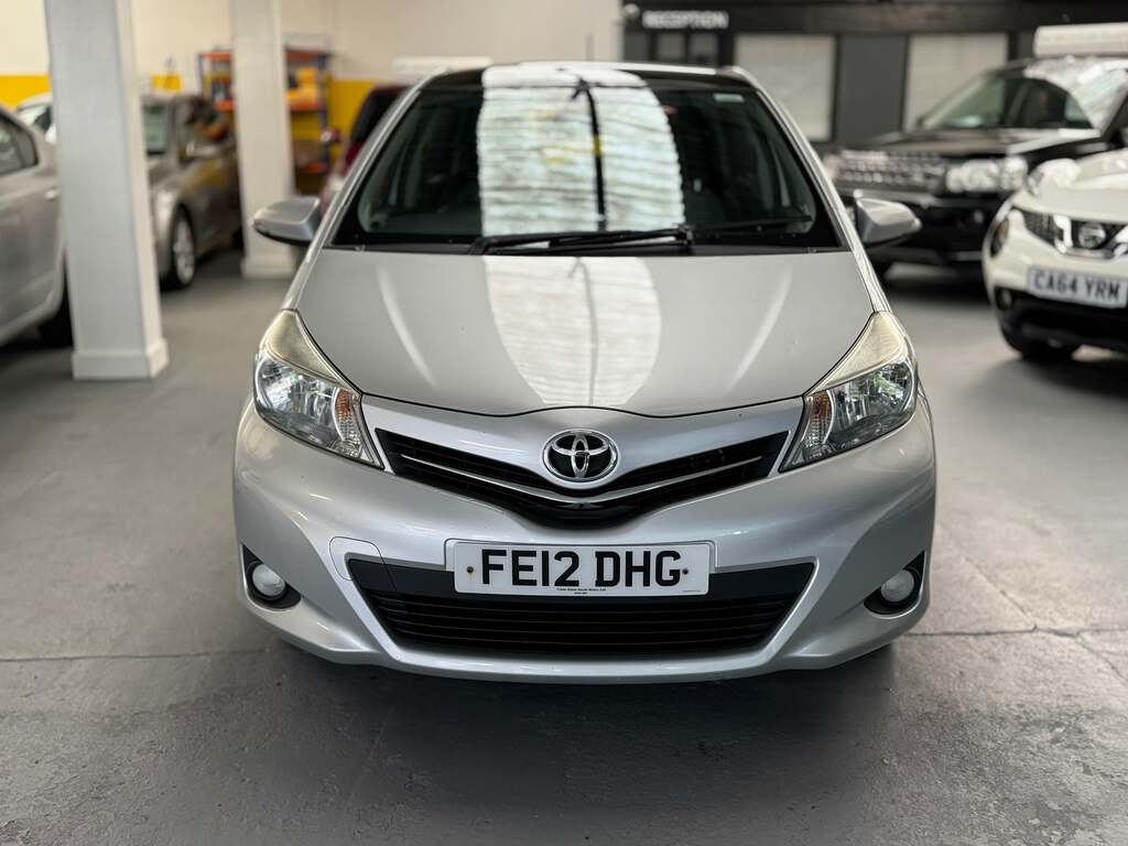 Toyota Yaris FE12DHG #3