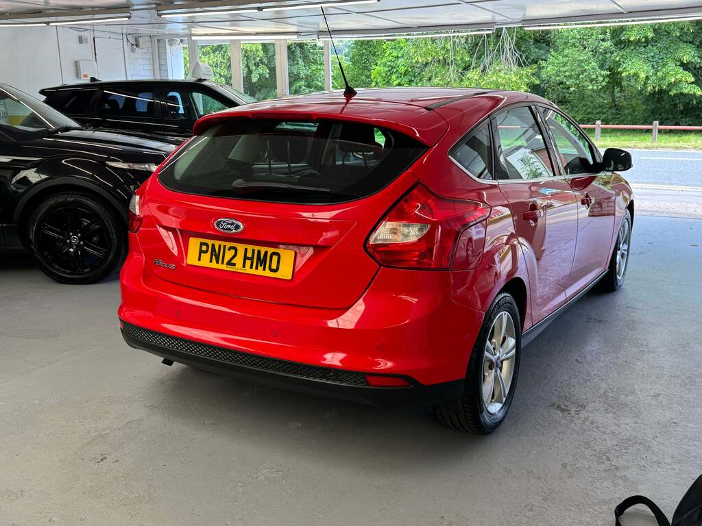 Ford Focus 1.6 Tdci Zetec Euro 5 Ss Black #5