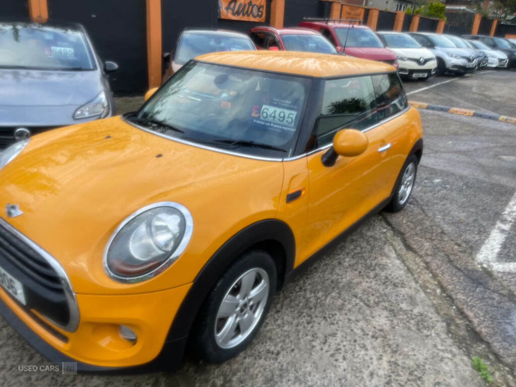 Mini Hatch 1.2 One CGZ1906 Orange #3