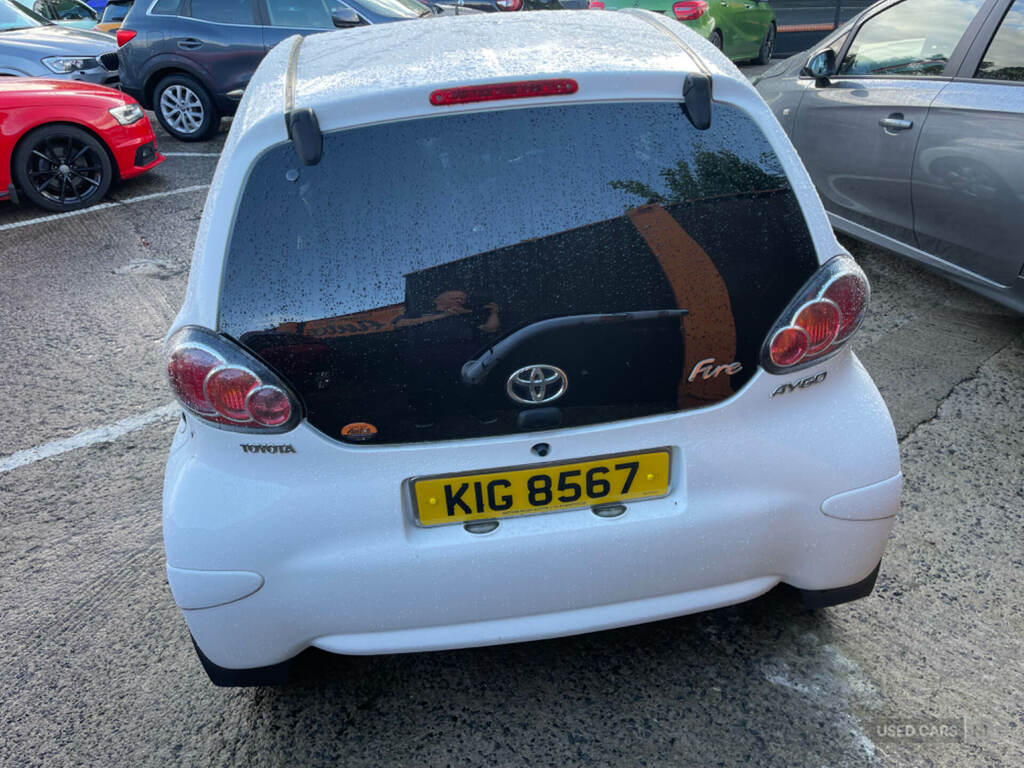 Toyota Aygo 1.0 Vvt-i Fire White #3