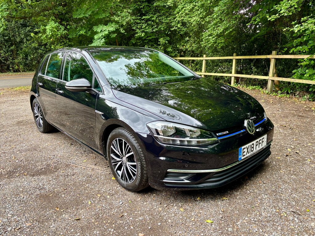 Volkswagen Golf 1.5 Tsi Evo Se Nav Hatchback Eur Black