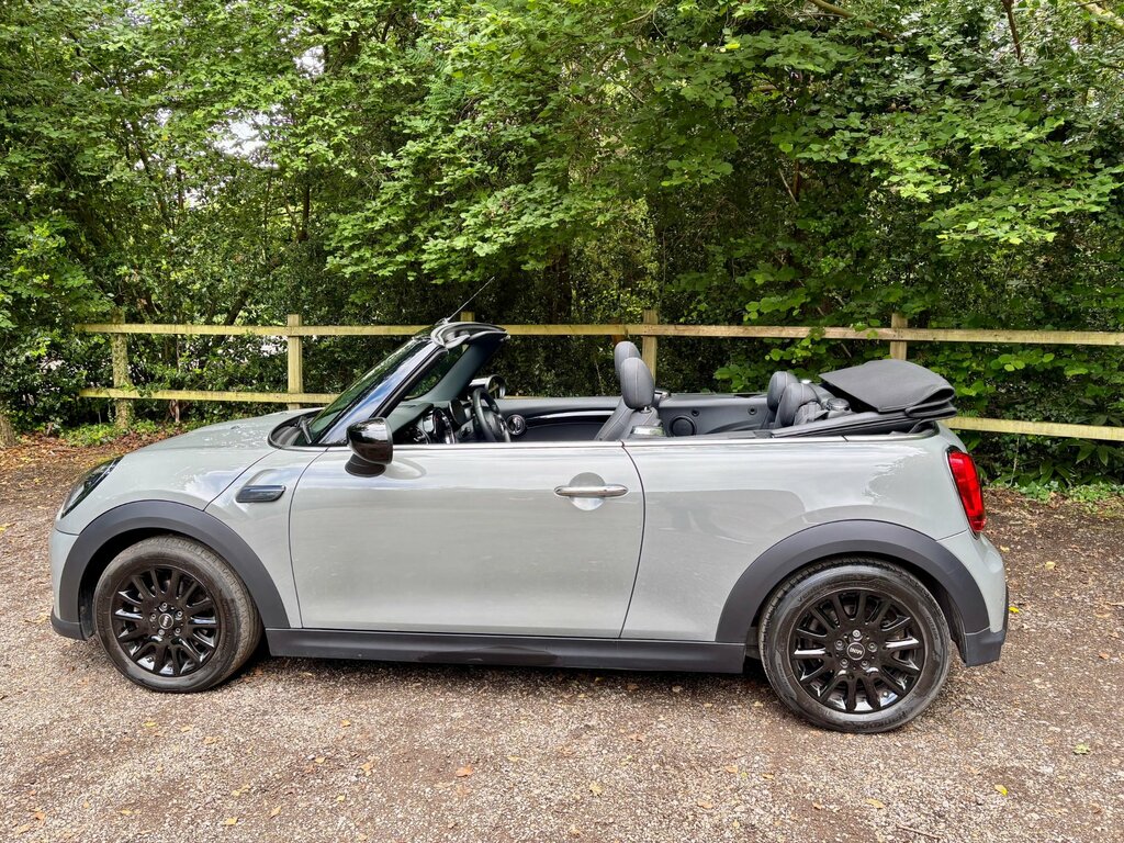 Mini Convertible 1.5 Cooper Classic Convertible E Grey #4