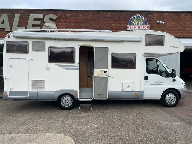 Fiat  18 Jtd Back To Back Cc Used White #9
