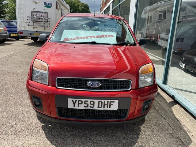 Ford Fusion 1.6 Zetec Hatchback 179 G Km Red #6