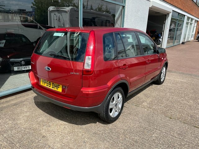 Ford Fusion 1.6 Zetec Hatchback 179 G Km Red #3