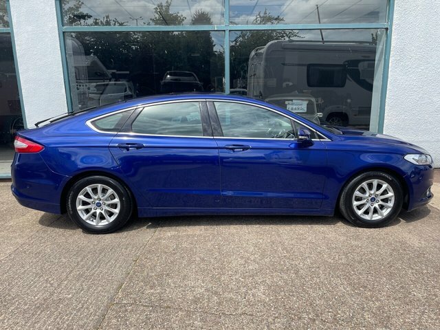 Ford Mondeo 1.5 Tdci Econetic Zetec Hatchback Manua Blue #3