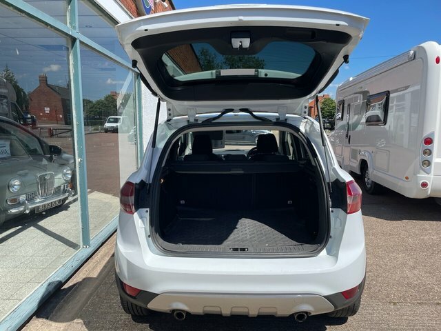 Ford Kuga 2.0 Tdci Zetec 2Wd Silver #5