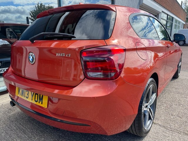 BMW 1 Series 2.0 116D Sport Hatchback Euro 5 Orange #4
