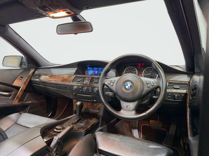BMW 5 Series 4.8 550I V8 M Sport Touring Euro 4 Silver #3