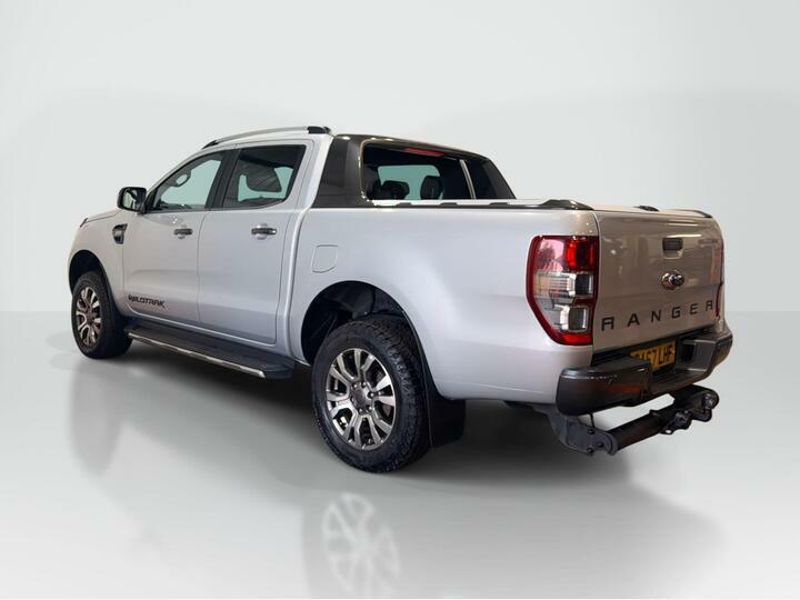 Ford Ranger 3.2 Tdci Wildtrak Pickup Double Cab Aut CA67LHF Silver #2