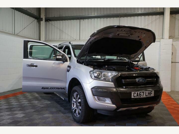 Ford Ranger 3.2 Tdci Wildtrak Pickup Double Cab Aut CA67LHF Silver #5
