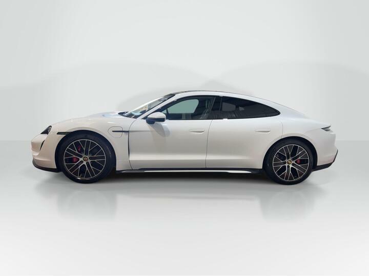 Porsche Taycan Performance Plus 93.4Kwh 4S 4Wd 11Kw Cha White