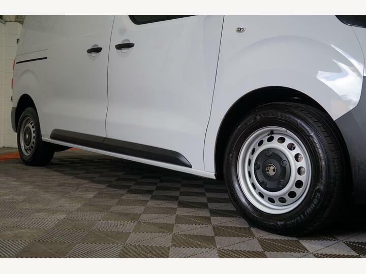Vauxhall Vivaro Pro Black #34