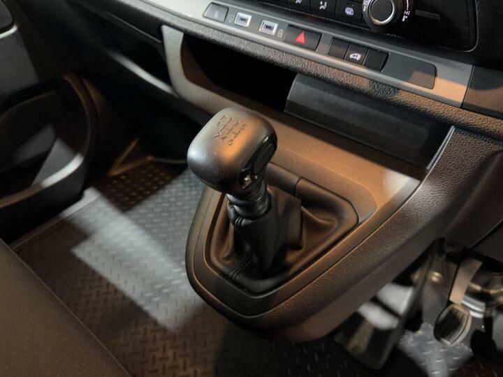 Vauxhall Vivaro Pro Black #37