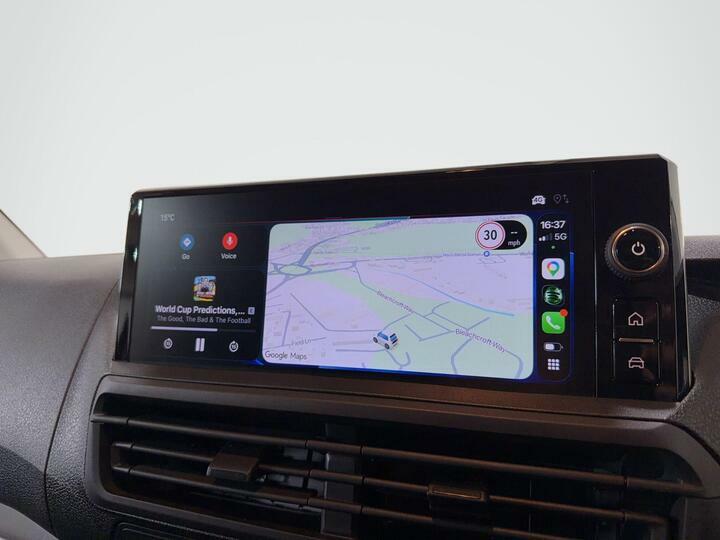 Vauxhall Vivaro Pro Black #11