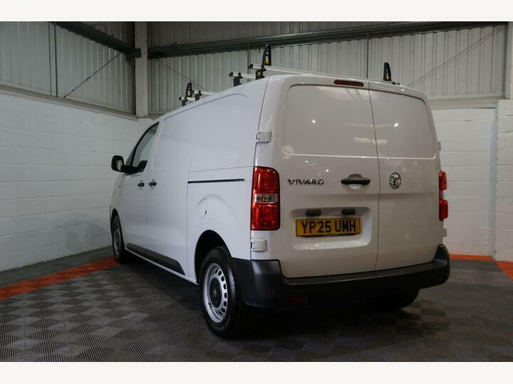 Vauxhall Vivaro Pro Black #20