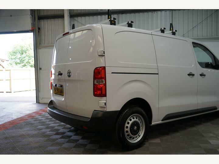 Vauxhall Vivaro Pro Black #25