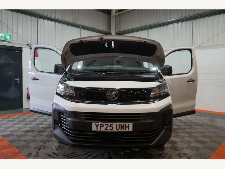 Vauxhall Vivaro Pro Black #14
