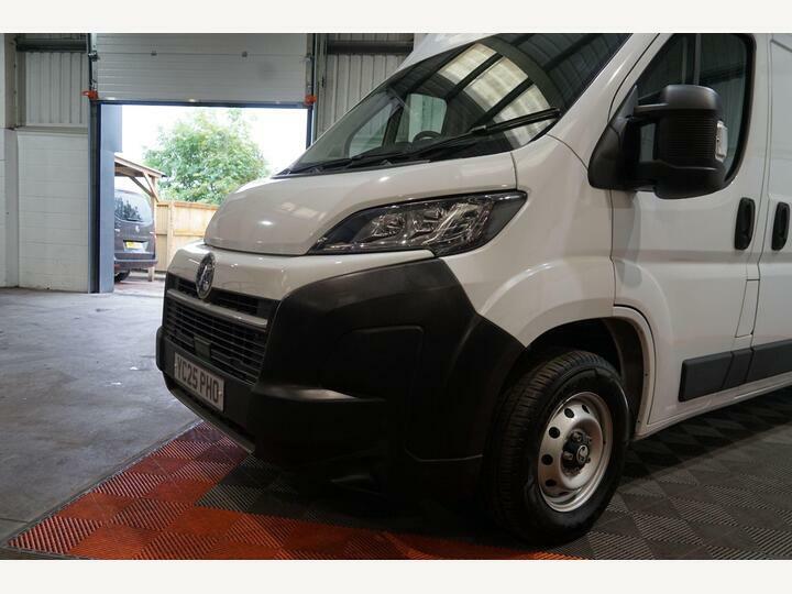 Vauxhall Movano Prime Silver #17