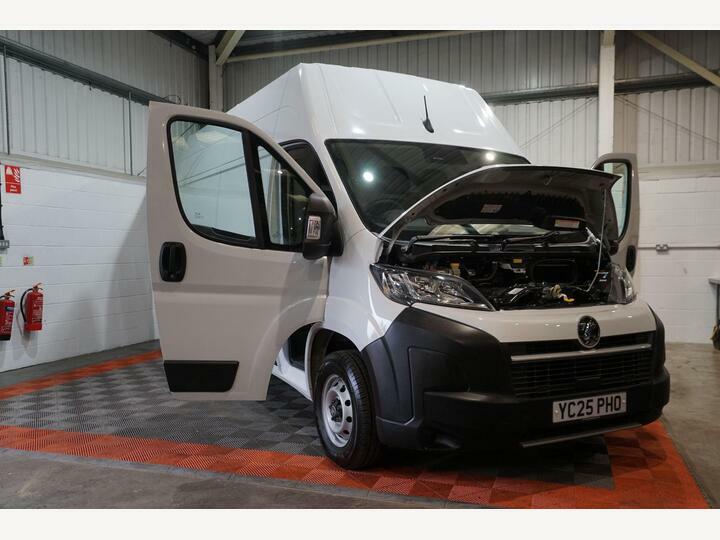 Vauxhall Movano Prime Silver #14