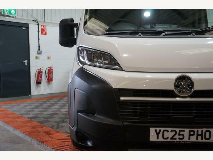 Vauxhall Movano Prime Silver #16