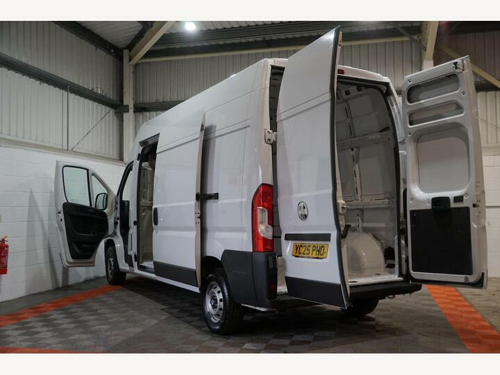 Vauxhall Movano Prime Silver #19
