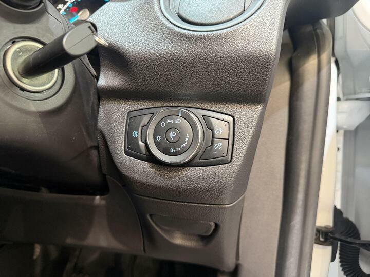 Ford Transit Courier Sport L1 Swb 1.5 Tdci 100Ps Euro 6 Black #32