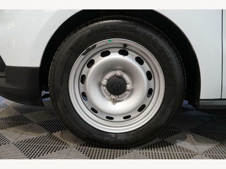 Ford Transit Courier Sport L1 Swb 1.5 Tdci 100Ps Euro 6 Black #37