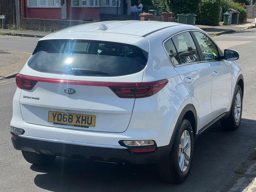 Kia Sportage 1.6 Gdi 1 Euro 6 Ss Y068XHU White #5