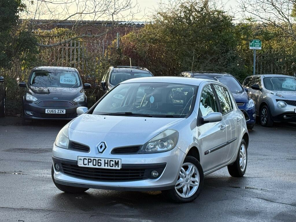 Renault Clio 1.5 Dci Dynamique Silver #3